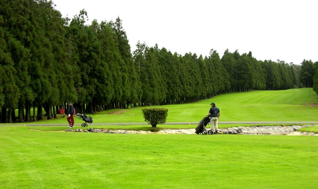 Parcours de golf de Terceira aux Açores intelligemment configuré et d’une rare beauté naturelle