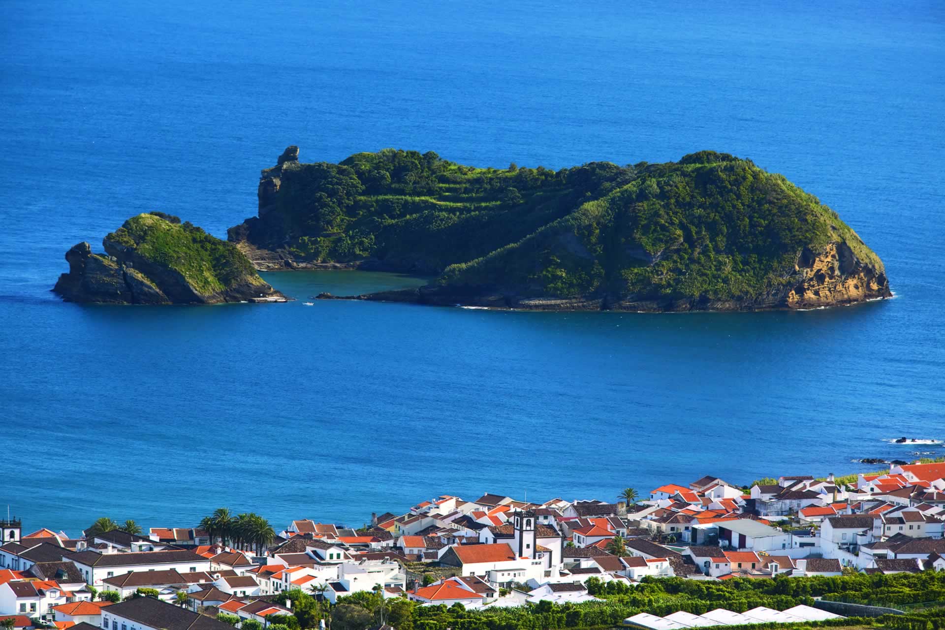 Petit paradis à l'intérieur d'un plus grand que forme l'île de São Miguel, l'îlot de Vila Franca do Campo, réserve naturelle