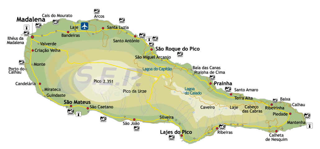 Île des Açores Pico, l'île grise au volcan de 2351 mètres