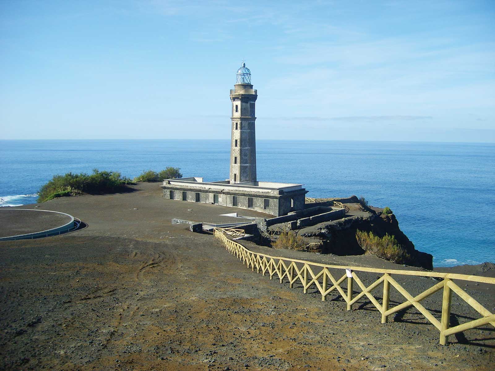 Excursion Tour de l’île de Faial, en passant par Caldeira, le phare de Ponta de Capelinho...