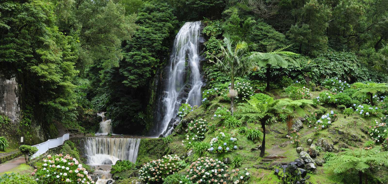 Île de São Miguel, cascade de Salto do Prego et baignade possible